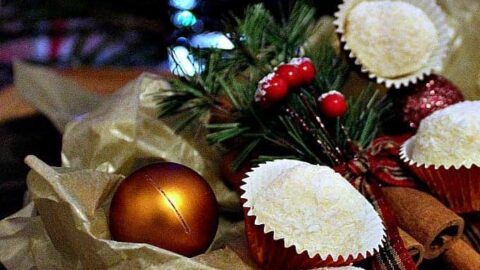 Coconut and Rum White Chocolate Truffles, luxuriously creamy and decadent, these are easy to make and perfect for gifts and parties!