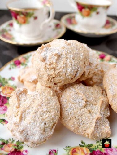 Fluffy Amaretti Style Lemon Almond Cookies. These amaretti-style cookies are as light as a feather and fat-free too!