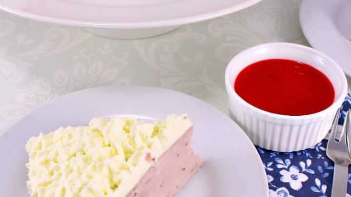 Strawberry and Coconut Ricotta Cheesecake A