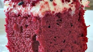 Easy Red Velvet Party Cake