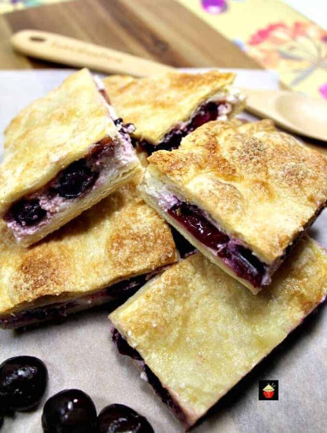 Cherry Cream Cheese Crescent Roll Bars Lovefoodies