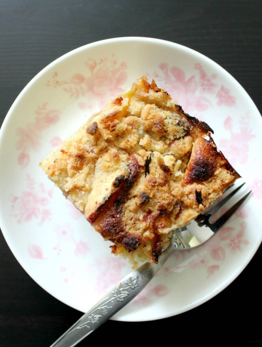 Easy Homemade Rhubarb Cake 3 Easy Homemade Rhubarb Cake. The Best ever rhubarb cake. Quick & easy made from scratch recipe with a delicious cinnamon streusel crumble topping. Great tasting sweet & tangy cake. Great for dessert or tea time