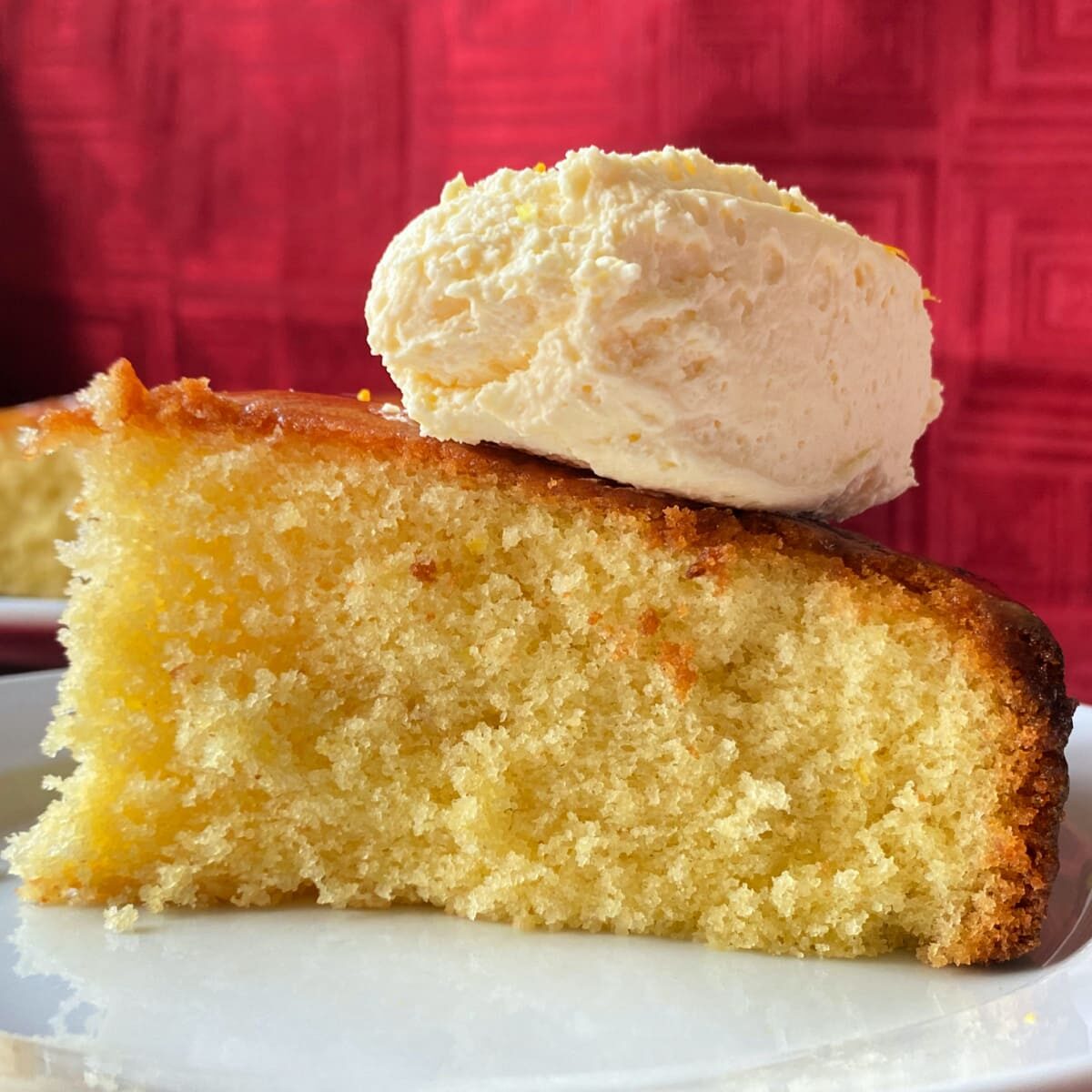 Easy Sticky Lemon Cake 15 Easy Sticky Lemon Cake. An easy classic homemade cake recipe bursting with lemon. Soft, moist sponge with a sticky sweet glaze makes this a perfect cake for any occasion