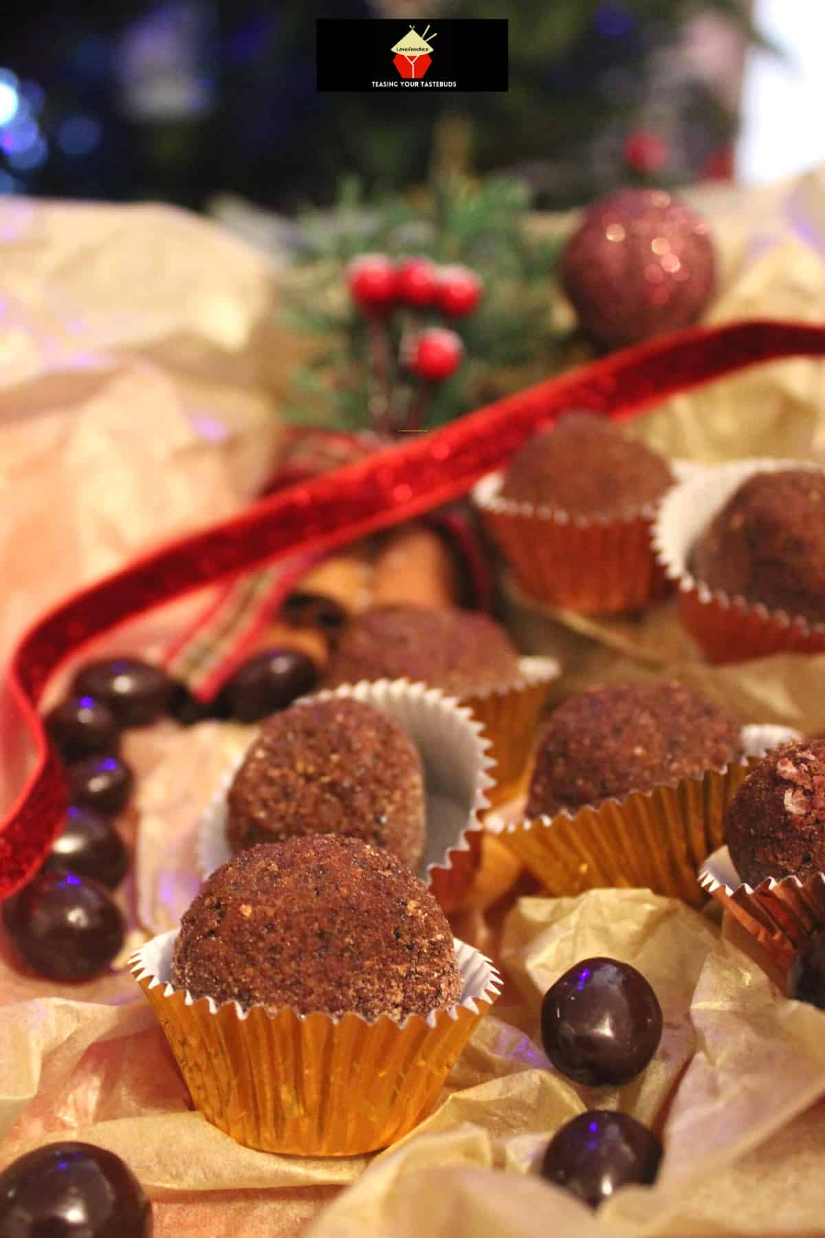 Cappuccino Chocolate Truffles. Creamy, rich chocolate and coffee-flavored homemade truffles are easy to make and perfect for gifts. Cappuccino Chocolate Truffles Creamy, rich chocolate and coffee-flavored homemade truffles are easy to make and perfect for gifts.