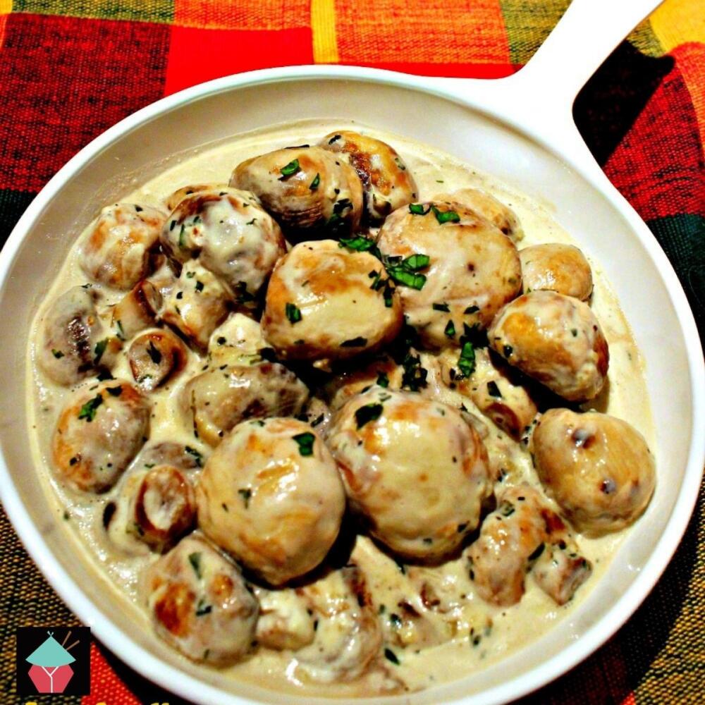 Creamy Garlic Mushrooms | Lovefoodies
