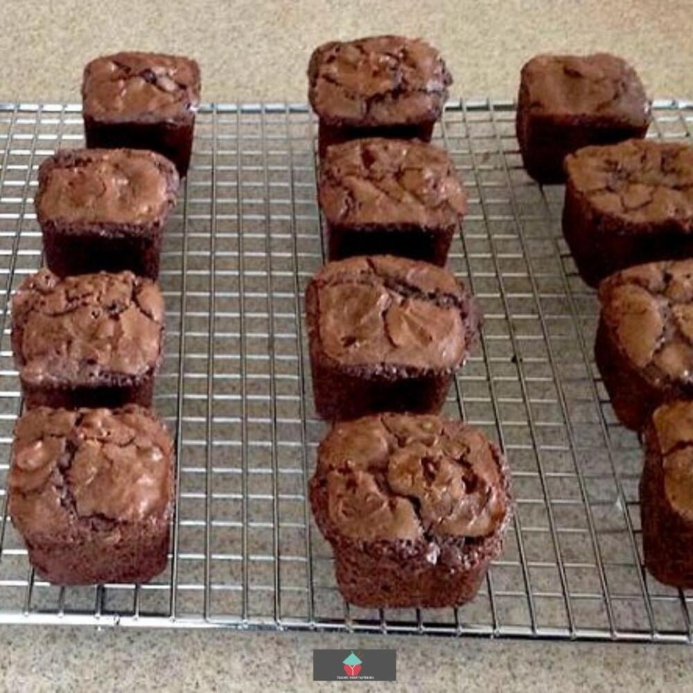 Nanny's Best Chocolate Brownie Muffins Lovefoodies