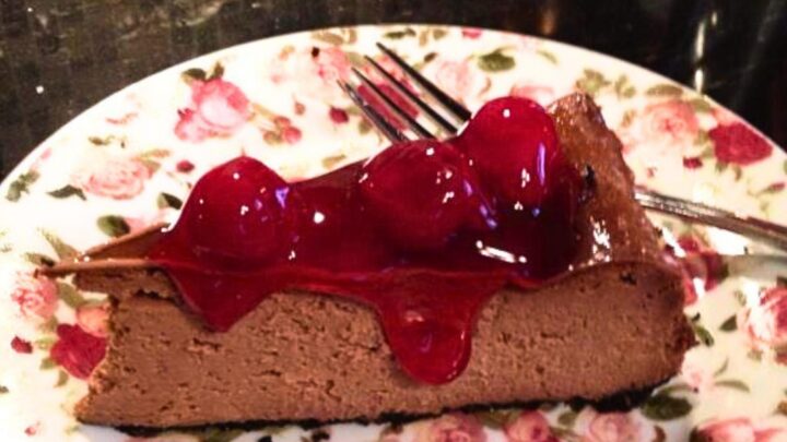 Luxury Chocolate CheesecakeH scaled