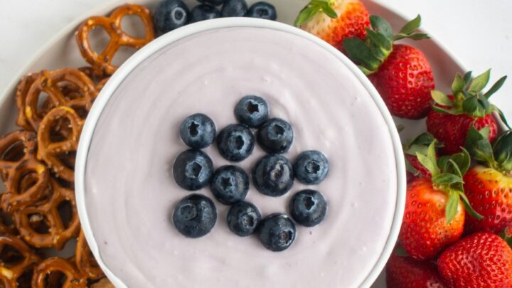 Blueberries and Cream Fruit DipH