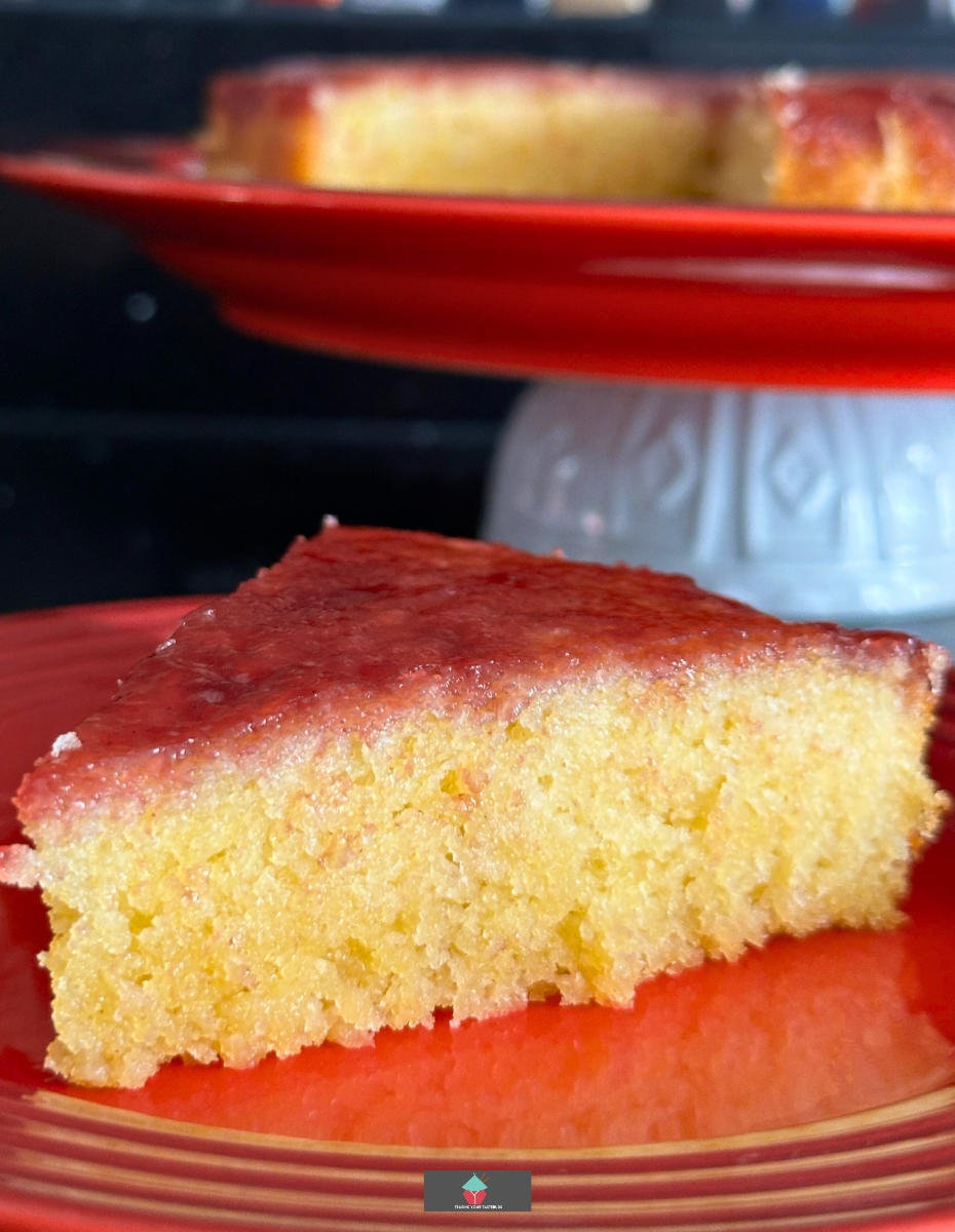 Raspberry and Lemon Upside Down Cake Raspberry and Lemon Upside Down Cake. Deliciously refreshing lemon upside down cake recipe, fluffy lemon sponge with a layer of sharp raspberry jam to give a great combination. A great cake recipe, perfect for afternoon tea or a party.