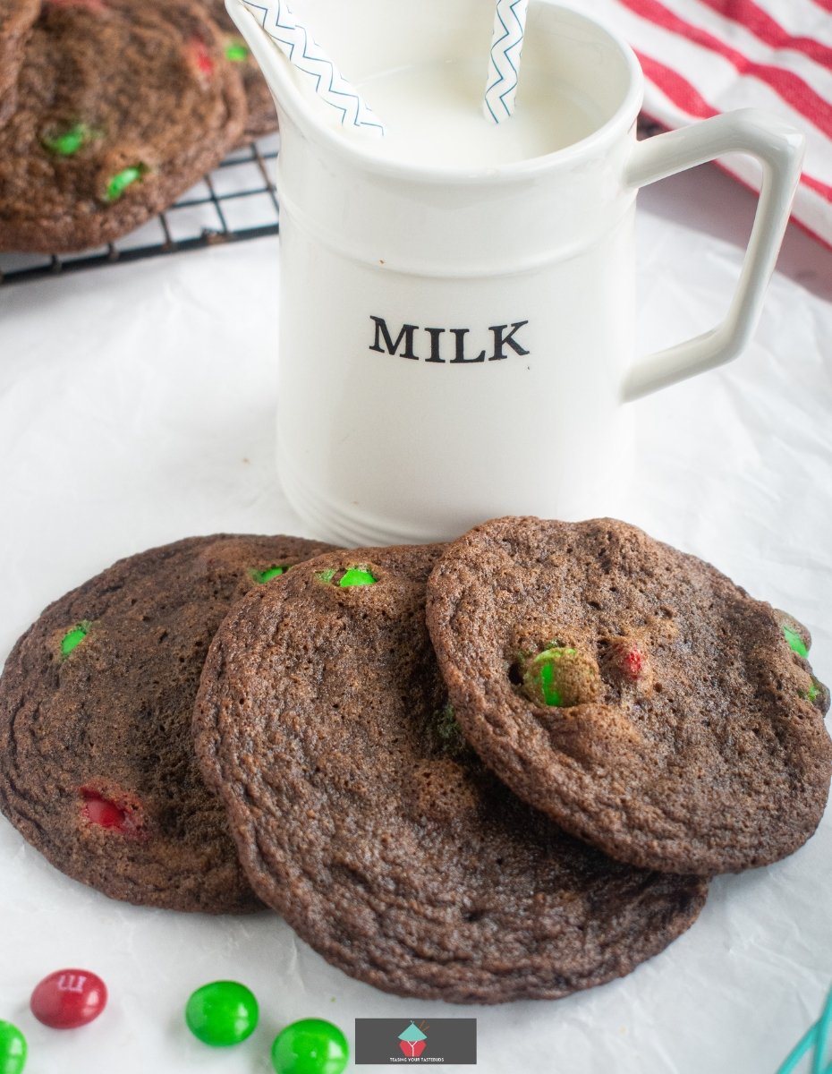 Crispy chocolate M&M cookies are easy to make, loaded with M&M candies. Crunchy on the outside, chewy inside and full of chocolate flavor, using regular pantry ingredients. Crispy chocolate M&M cookies are easy to make, loaded with M&M candies. Crunchy on the outside, chewy inside and full of chocolate flavor, using regular pantry ingredients.
