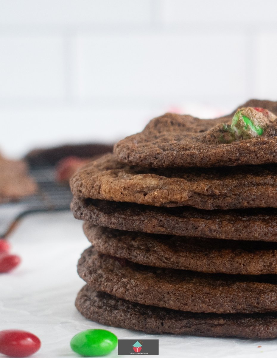 Crispy Chocolate M&M Cookies Crispy chocolate M&M cookies are easy to make, loaded with M&M candies. Crunchy on the outside, chewy inside and full of chocolate flavor, using regular pantry ingredients.