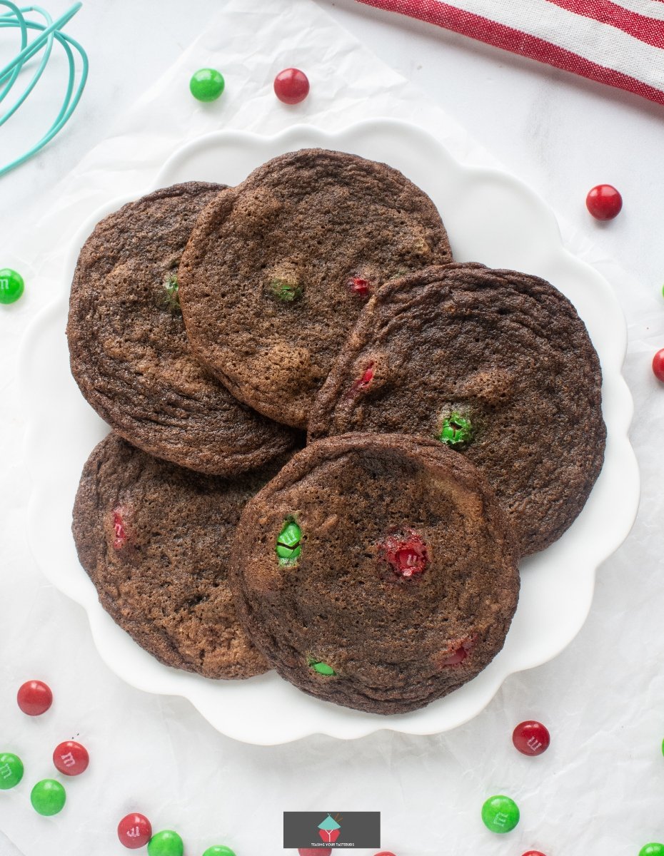 Crispy chocolate M&M cookies are easy to make, loaded with M&M candies. Crunchy on the outside, chewy inside and full of chocolate flavor, using regular pantry ingredients. Crispy chocolate M&M cookies are easy to make, loaded with M&M candies. Crunchy on the outside, chewy inside and full of chocolate flavor, using regular pantry ingredients.