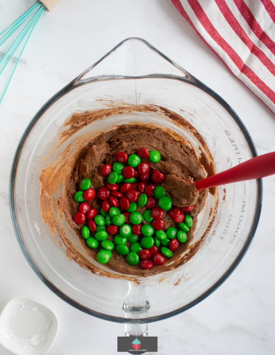 Crispy Chocolate M&M Cookies,adding m&ms Crispy Chocolate M&M Cookies,adding m&ms
