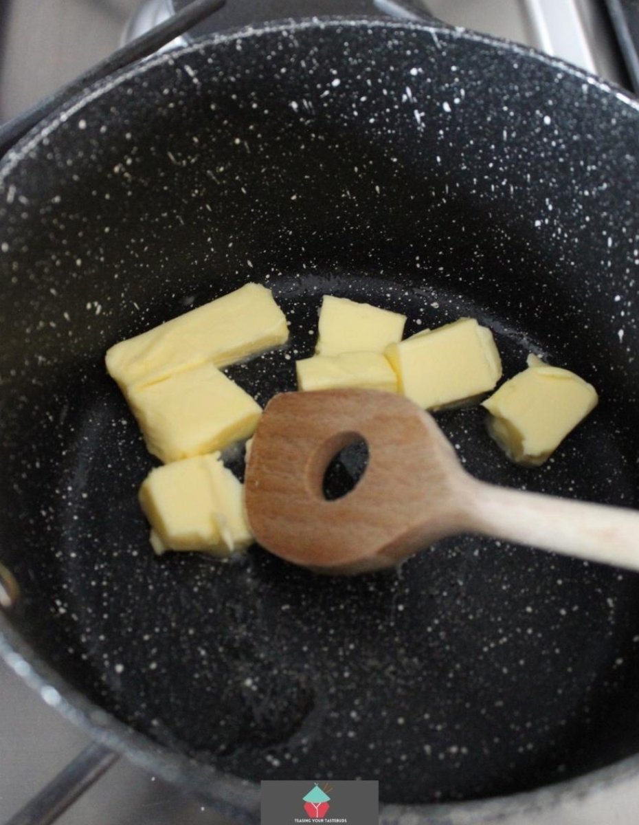Easy Alfredo Sauce, melting butter Easy Alfredo Sauce, melting butter